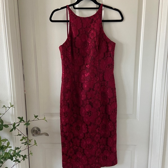 BLACK HALO Montego Sheath Dress Smolder Red Lace Size 6 - Picture 1 of 5